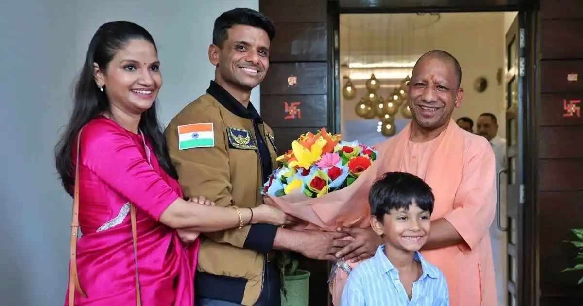 Shubhanshu Shukla Scholarship in UP by Yogi: Big Relief for Students | Full Details