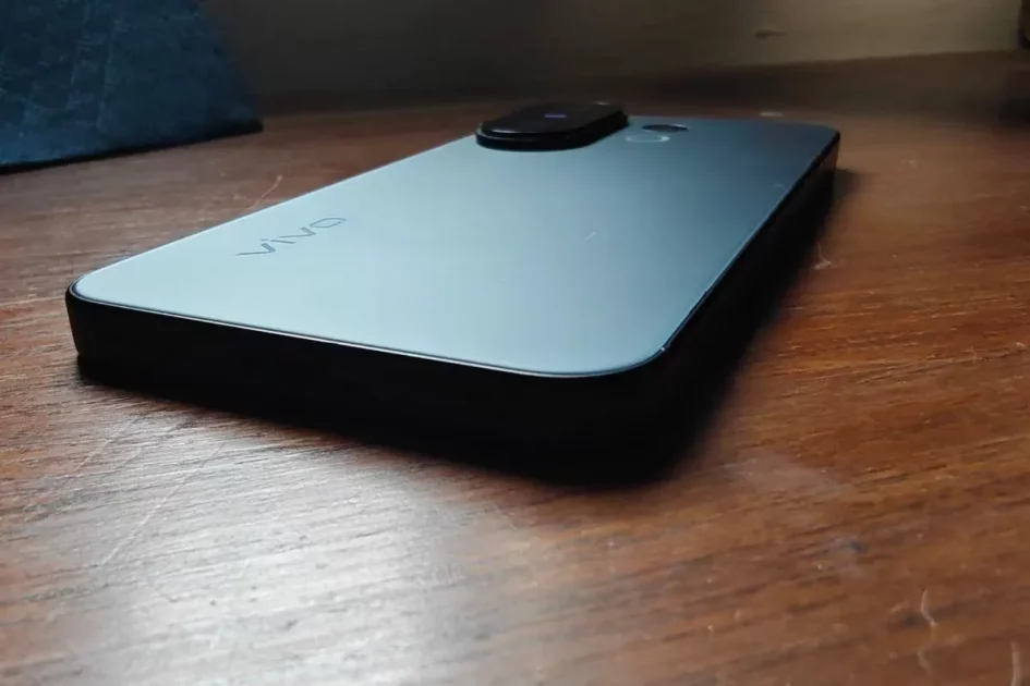 Vivo X200 FE